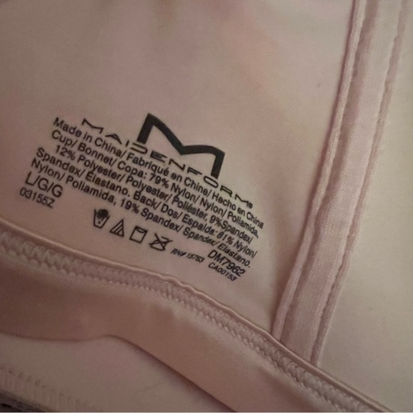 Maidenform  Wirefree Plunge Allover Lace Bra pale pink large NWT - Picture 5 of 6